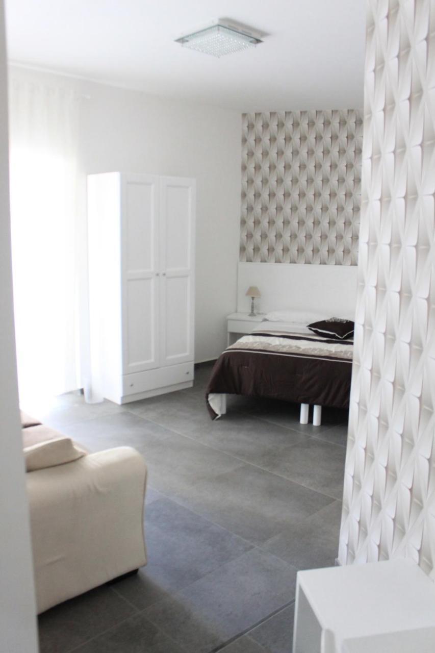 B&B Alambrado Rooms & Suites Napoli Dış mekan fotoğraf